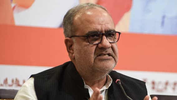 BJP नेता ने रोहिणी आचार्य को बताया 'देश की बेटी', बोले- 'लालू परिवार में जिस तरह उनका अपमान हुआ...'