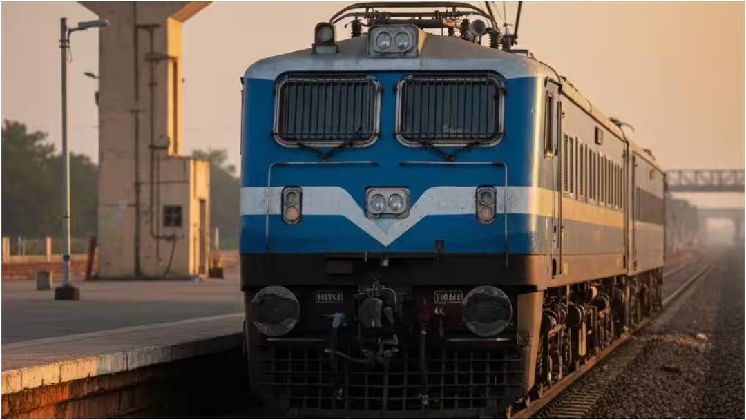 Special Cherlapalli Darbhanga Train Run Check details here Special Trains: రైల్వే ప్రయాణికులకు గుడ్ న్యూస్! చర్లపల్లి- దర్బంగా స్పెషల్ ట్రైన్.. మీకోసం ఒక్కరోజే!
