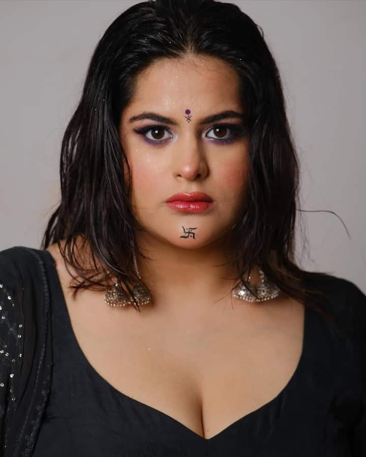 इशिता दीक्षित ने हाल ही में एक इंटरव्यू में बताया है कि मुंबई पहुंचकर जब वो फिल्म सिटी जाएगी तो उसे महसूस होगा कि वो खुद को भूल चुकी थी.