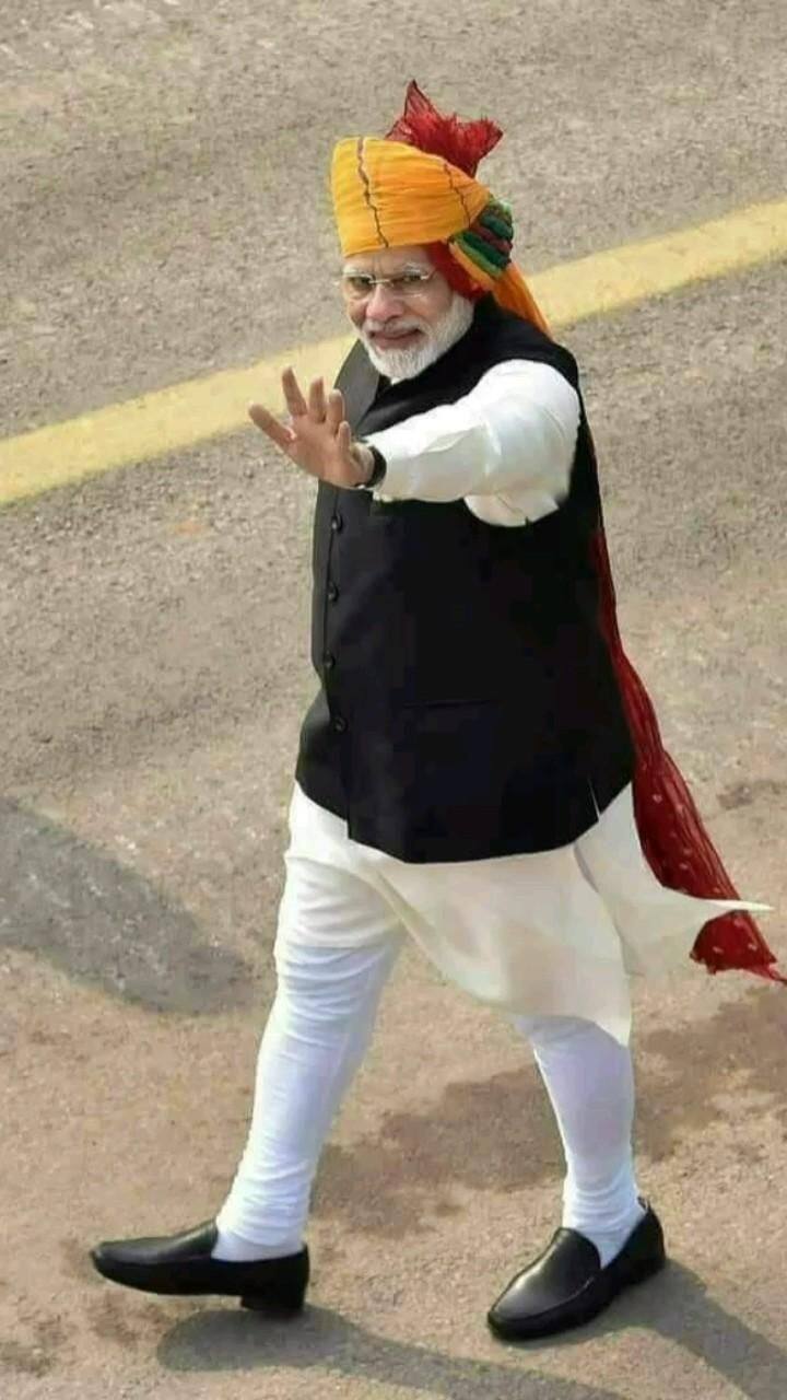 गौरव मेहता यांनी स्थापन केलेली 'जयपूर वॉच कंपनी' अद्वितीय भारतीय स्मृतीचिन्हे, नाणी, स्टॅम्प्स, पारंपरिक आकृतिबंध यांचा लक्झरी टाइमपीसमध्ये रूपांतर करण्यासाठी ओळखली जाते.