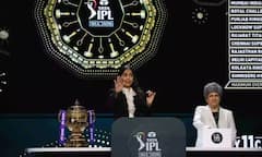 IPL 2026 ऑक्शन में 20 करोड़ में बिक सकते हैं ये 3 खिलाड़ी, सभी 10 टीम लगा सकती हैं बोली
