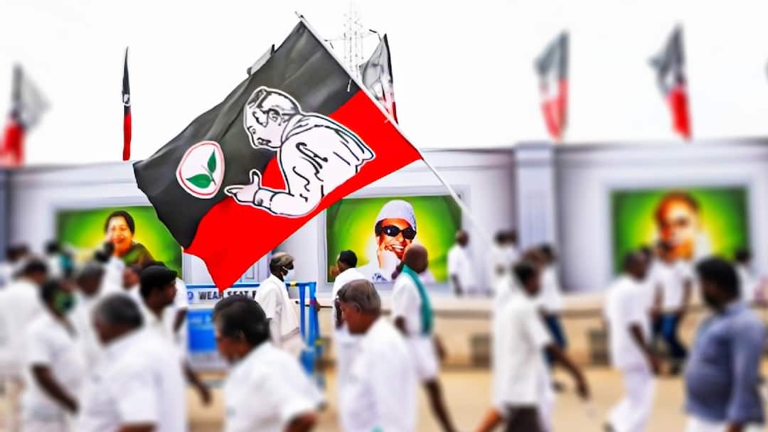 புதுச்சேரியில் பரிதாப நிலையில் அதிமுக: முக்கியப் புள்ளிகள் விலகல், கூட்டணிக்குள் அங்கீகாரம் இல்லை...!