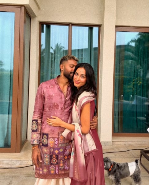 हार्दिक पंडया ने माहिका शर्मा संग कर ली है इंगेजमेंट? क्रिकेटर की गर्लफ्रेंड ने डायमंड रिंग की फ्लॉन्ट