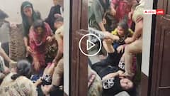 Video: महिलाओं को जमीन पर लिटाकर पीटा, लात भी मारी... बुलंदशहर में दबंगों की क्रूरता का वीडियो वायरल