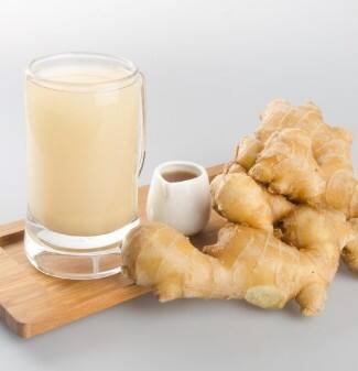 ਅਦਰਕ ਦਾ ਰਸ ਸਰਦੀਆਂ ਦਾ ਸਭ ਤੋਂ ਵਧੀਆ ਦੋਸਤ! ਖਾਂਸੀ-ਜ਼ੁਕਾਮ  ਦੂਰ ਕਰਨ ਦਾ ਸਭ ਤੋਂ ਤੇਜ਼ ਕੁਦਰਤੀ ਇਲਾਜ