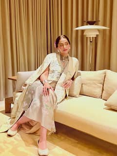 Sonam Kapoor Drops Dreamy Dubai Wedding Looks, Fans Say ‘Mood Board Material’; PICS