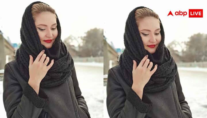 Acrylic self designed shawl is also a great option for winter wedding look. This shawl looks simple and classy, but makes your entire outfit perfect and gorgeous. Wearing it, you will not only look stylish but will also be protected from cold. This shawl is also available both online and offline.