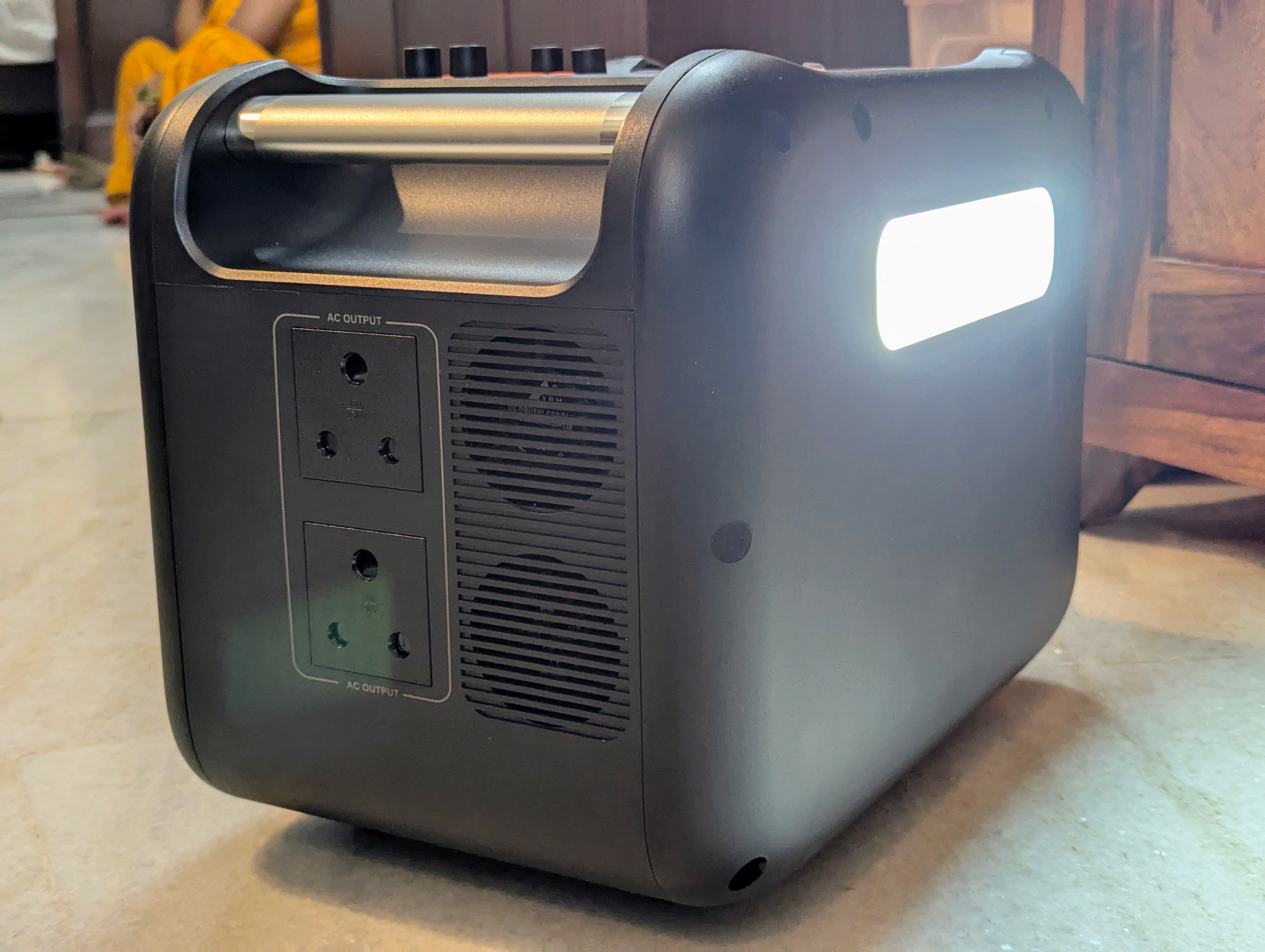 Gadgets Review | Luminous Edge Go 1500: The Power Station That Literally Plays Power Chords