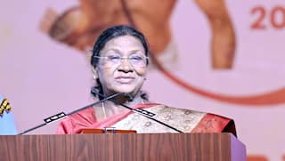 Delhi Assembly Speaker Calls On President Murmu Amid Legislative Developments