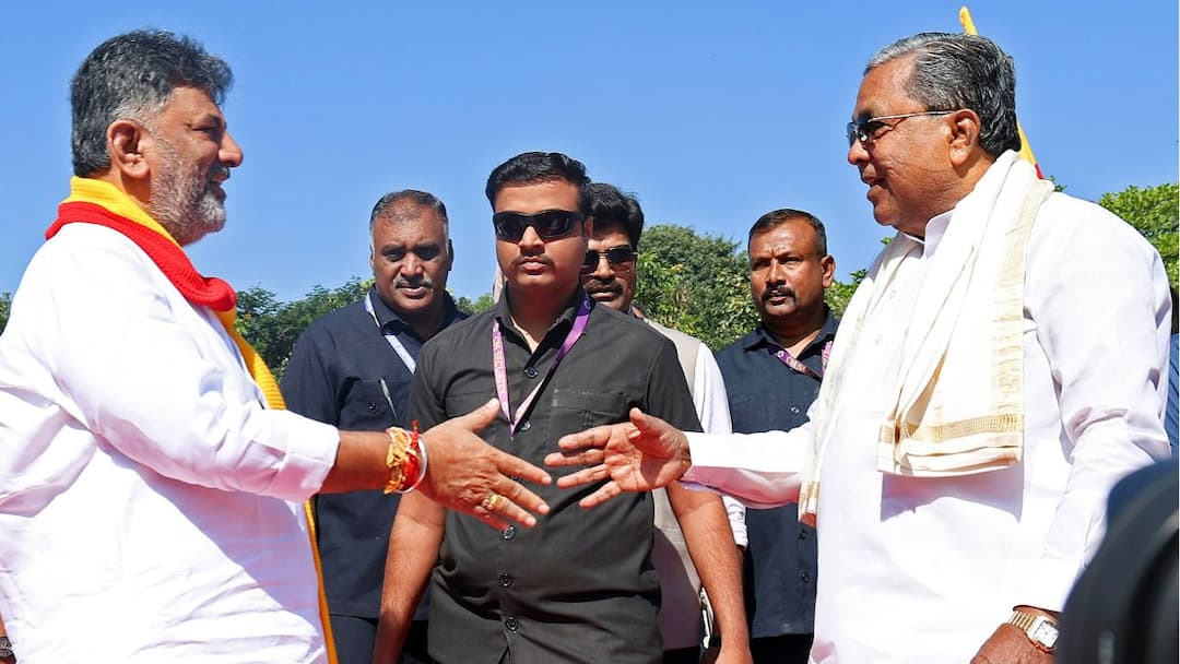 Leadership Change Buzz Gains Pace In Karnataka As Shivakumar Loyalists Rush To Delhi