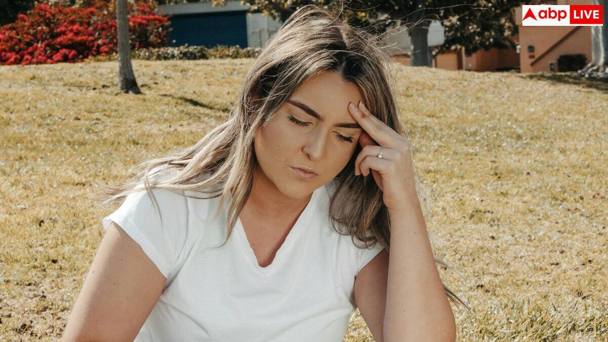 Migraine Trigger: माइग्रेन करता है परेशान तो भूलकर भी मत खाना ये दो फल, बुरी तरह बिगड़ जाएगी तबीयत