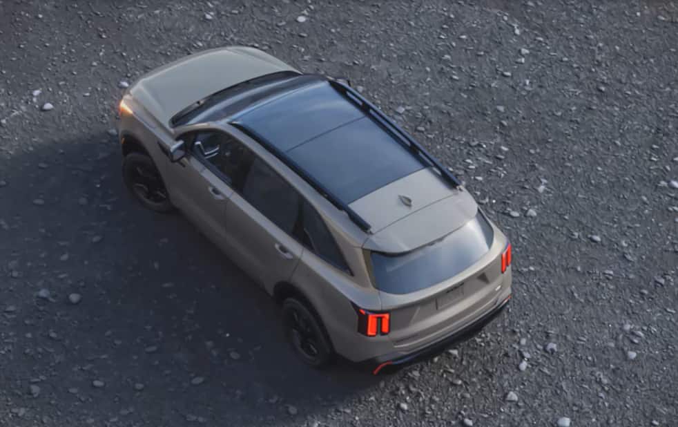 Kia Sorento: இந்தியாவிற்கான முதல் ஹைப்ரிட் காரை பேக் செய்த கியா - 7 சீட்டர், டர்போசார்ஜ்ட் இன்ஜின் - லாஞ்ச் டேட்?