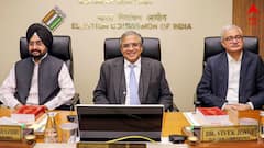 '২৫ নভেম্বরের মধ্যেই শেষ করতে হবে SIR-এর ডিজিটাইজেশন প্রক্রিয়া', DM-দের নির্দেশ কমিশনের : সূত্র