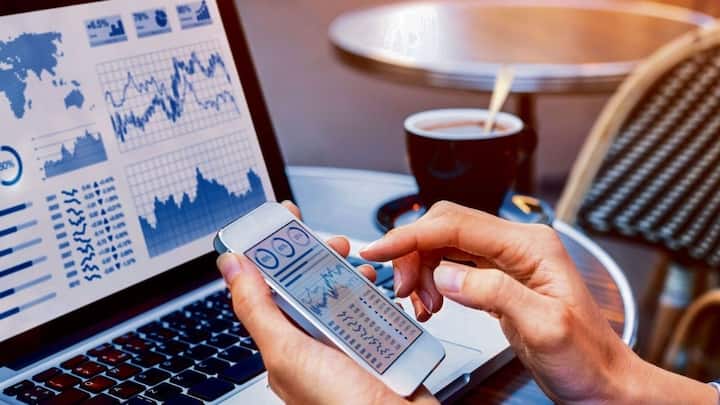 The biggest advantage of the share market is that it grows your money over time. Here you can invest as per your convenience. Investing money in good companies can give strong returns in the long run. If you learn and move forward slowly. So this market can prove to be a good option for you.