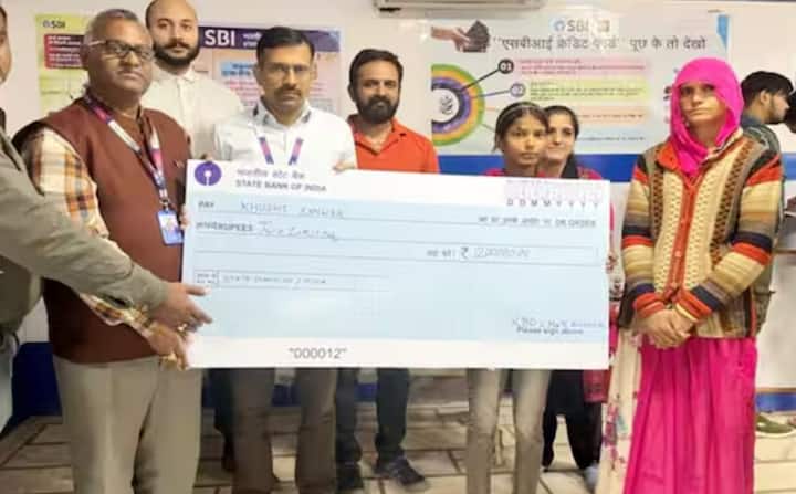 ਸਰਕਾਰ ਦੀ ਪ੍ਰਧਾਨ ਮੰਤਰੀ ਬੀਮਾ ਸੁਰੱਖਿਆ ਯੋਜਨਾ (PMBSY) ਉਨ੍ਹਾਂ ਪਰਿਵਾਰਾਂ ਲਈ ਰਾਹਤ ਬਣ ਕੇ ਆਈ ਜਿਨ੍ਹਾਂ ਕੋਲ ਅਚਾਨਕ ਹਾਦਸਿਆਂ ਨਾਲ ਨਜਿੱਠਣ ਲਈ ਸਾਧਨ ਨਹੀਂ ਸੀ। ਇਸ ਯੋਜਨਾ ਦਾ ਉਦੇਸ਼ ਇਹ ਯਕੀਨੀ ਬਣਾਉਣਾ ਸੀ ਕਿ ਹਰੇਕ ਨਾਗਰਿਕ ਕੋਲ ਘੱਟੋ-ਘੱਟ ਕੀਮਤ 'ਤੇ ਮੁੱਢਲੀ ਸੁਰੱਖਿਆ ਕਵਰੇਜ ਤੱਕ ਪਹੁੰਚ ਹੋਵੇ।