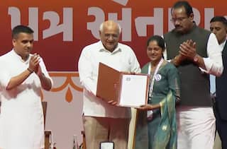 Gujarat Govt Jobs: સરકારી નોકરીનું સપનું પૂરું! આજે 4473 યુવાનોને મળ્યા સરકારી નોકરીના ઓર્ડર, CM ભૂપેન્દ્ર પટેલે નિમણૂકપત્રો એનાયત કર્યા