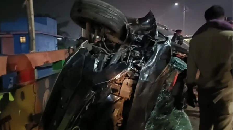 Watch Driver of Ambernath candidate gets ‘heart attack’; 4 die in crash video goes viral Video Viral: ਚੋਣ ਪ੍ਰਚਾਰ ਲਈ ਜਾ ਰਹੀ ਉਮੀਦਵਾਰ ਦੀ ਕਾਰ ਭਿਆਨਕ ਸੜਕ ਹਾਦਸੇ ਦਾ ਹੋਈ ਸ਼ਿਕਾਰ, ਡਰਾਈਵਰ ਨੂੰ ਆਇਆ ਹਾਰਟ ਅਟੈਕ; 4 ਦੀ ਮੌਤ...