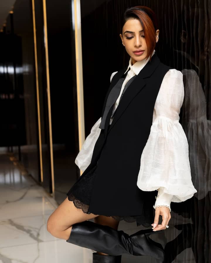 इन सबके अलावा वो खूब सारा पानी पीती हैं और अपनी बॉडी को हाईड्रेट रखती हैं. पानी पीने से पेट भी साफ रहता है और इससे स्किन भी ग्लोइंग होती है.