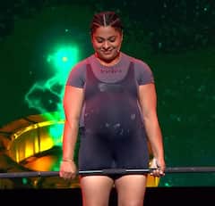 इंडियाज गॉट टैलेंट में प्रेग्नेंट महिला ने उठाया 120 किलो वजन, मलाइका अरोड़ा के उड़े होश