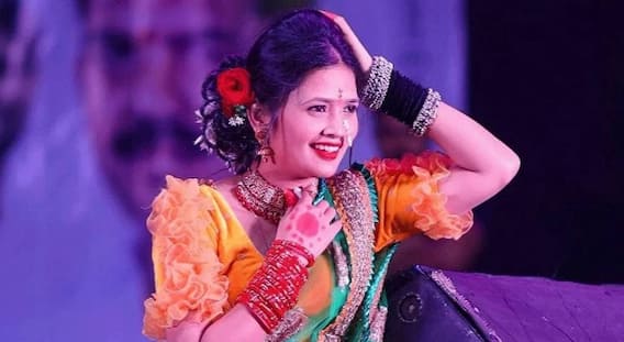 Gautami Patil: गौतमी पाटीलच्या कार्यक्रमात जोरदार राडा, प्रेक्षकांनी खुर्च्या हवेत भिरकावल्या, पोलिसांनी कार्यक्रमच बंद पाडला