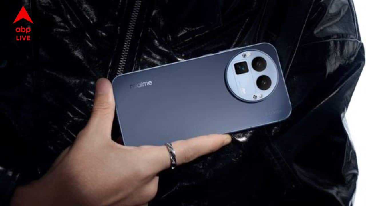 রিয়েলমি 'জিটি' সিরিজের দু'টি ফ্ল্যাগশিপ ফোন একসঙ্গেই হাজির ভারতে, ফিচারে রয়েছে কী কী চমক?