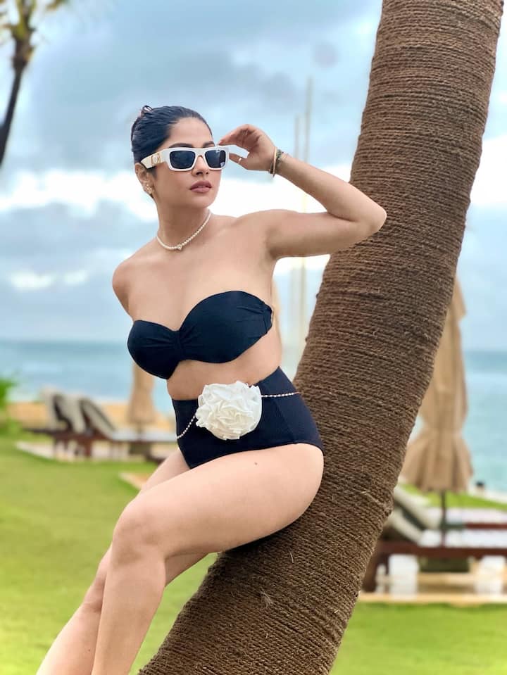 हालांकि, कृष्णा को कोई कुछ भी कहे उन्हें उससे कोई फर्क नहीं पड़ता.एक्ट्रेस अपनी शर्तों पर और बेबाक अंदाज में जिंदगी जीना पसंद करती हैं.