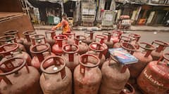 घर से आ रही है LPG की बदबू तो भूलकर भी ना करें ये गलतियां, वरना हो जाएगा धमाका