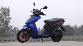 Ather 450: சிங்கிள் சார்ஜில் 161 கிலோ மீட்டர் மைலேஜ்.. Ather 450 இ ஸ்கூட்டர் விலை, தரம் எப்படி?