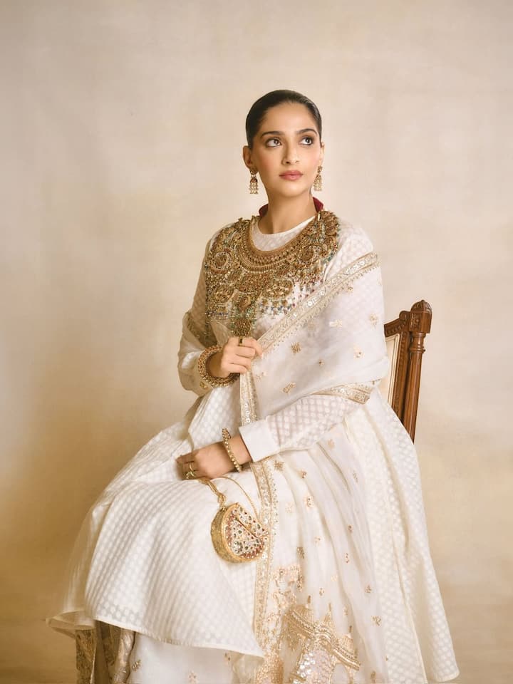 She also sent her warm wishes to the newlyweds, writing, “Shauna and Kush, congratulations and all my love always… be happy and content.”