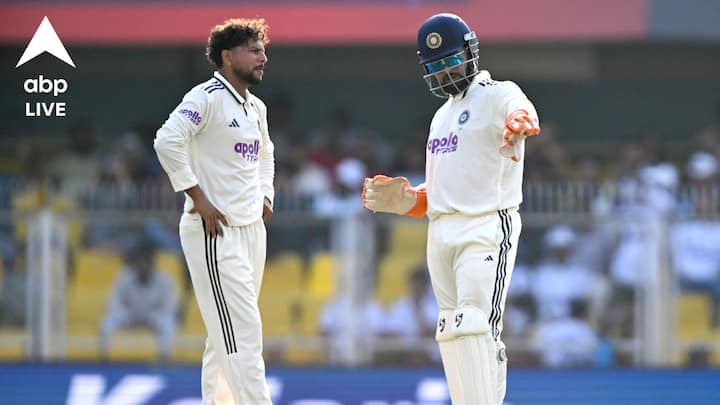 Kuldeep Yadav: চার উইকেট নিয়ে কুলদীপই ভারতের সেরা বোলার। ১১৫ রানে ৪ শিকার চায়নাম্যান স্পিনারের।