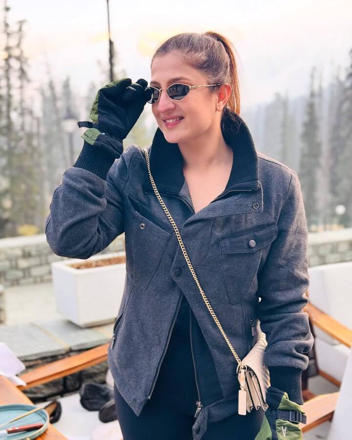 Jaya Chahar actually came into limelight then. When Deepak Chahar proposed her in the stadium during the IPL match in the year 2021.
