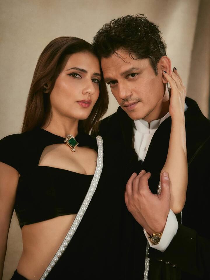 Fatima Sana Shaikh was seen wreaking havoc in these pictures wearing a black velvet saree, which she wore with a matching designer blouse.