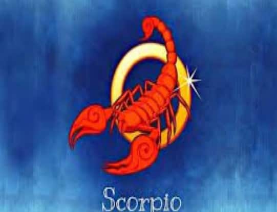 ਸਕਾਰਪੀਓ ਰਾਸ਼ੀ  25 ਨਵੰਬਰ ਨੂੰ, ਸੂਰਜ ਅਤੇ ਮੰਗਲ ਤੁਹਾਡੀ ਆਪਣੀ ਰਾਸ਼ੀ ਵਿੱਚ ਇੱਕ ਵਿਲੱਖਣ ਸੰਯੋਜਨ ਬਣਾ ਰਹੇ ਹਨ। ਇਹ ਸੰਯੋਜਨ ਤੁਹਾਨੂੰ ਊਰਜਾ, ਆਤਮਵਿਸ਼ਵਾਸ ਅਤੇ ਅਸਧਾਰਨ ਫੈਸਲੇ ਲੈਣ ਦੀ ਸਮਰੱਥਾ ਦੇਵੇਗਾ। ਬਕਾਇਆ ਕੰਮ ਜਲਦੀ ਪੂਰੇ ਹੋਣਗੇ, ਅਤੇ ਤੁਹਾਡੀਆਂ ਯੋਗਤਾਵਾਂ ਨੂੰ ਪਛਾਣਿਆ ਜਾਵੇਗਾ। ਵਿੱਤੀ ਲਾਭ ਦੇ ਨਵੇਂ ਮੌਕੇ ਪੈਦਾ ਹੋਣਗੇ, ਅਤੇ ਤੁਹਾਡੇ ਕਰੀਅਰ ਦਾ ਪ੍ਰਭਾਵ ਵਧੇਗਾ। ਲੰਬੇ ਸਮੇਂ ਤੋਂ ਚੱਲ ਰਹੇ ਟਕਰਾਅ ਵੀ ਹੱਲ ਹੋਣਗੇ। ਪਰਿਵਾਰ ਵਿੱਚ ਸਤਿਕਾਰ ਅਤੇ ਪ੍ਰਤਿਸ਼ਠਾ ਪ੍ਰਾਪਤ ਕਰਨ ਦੀ ਸੰਭਾਵਨਾ ਹੈ। ਨਵੇਂ ਉੱਦਮ ਜਾਂ ਨਿਵੇਸ਼ ਸ਼ੁਰੂ ਕਰਨ ਲਈ ਸਮਾਂ ਬਹੁਤ ਅਨੁਕੂਲ ਹੈ।