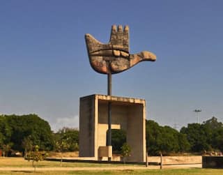 ਪੰਜਾਬ ਦੇ ਪਿੰਡਾਂ ਨੂੰ ਉਜਾੜ ਕੇ ਬਣਾਏ ਚੰਡੀਗੜ੍ਹ 'ਤੇ ਸਿਰਫ਼ ਪੰਜਾਬ ਦਾ ਹੱਕ- ਕੇਂਦਰ ਦੀ 'ਸਾਜ਼ਿਸ਼' 'ਤੇ ਭੜਕੇ ਭਗਵੰਤ ਮਾਨ