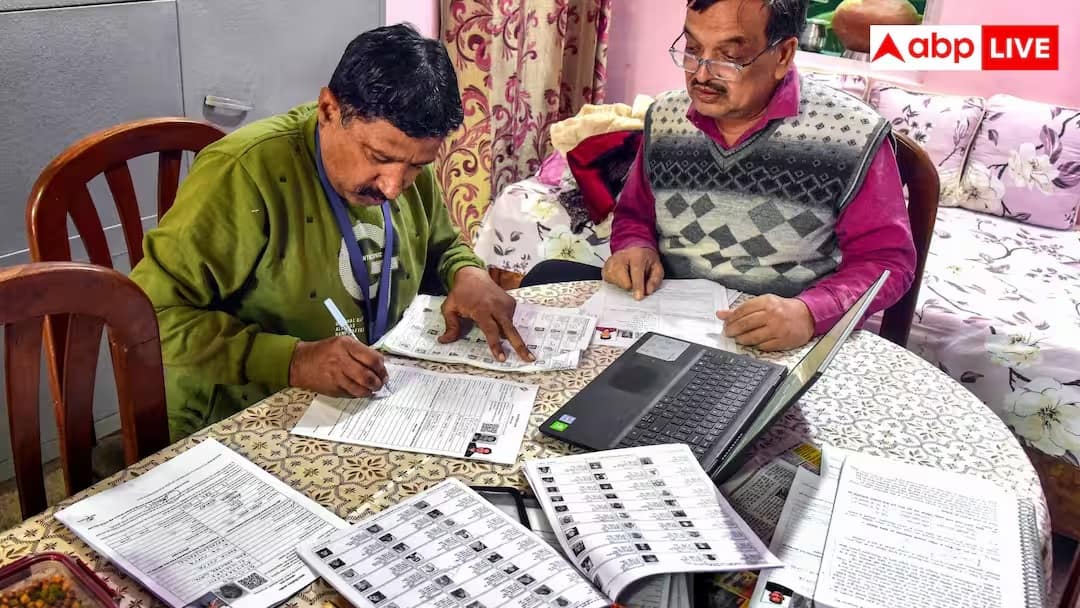 SIR: ક્યાંય ભટકવાની જરૂર નથી, ઘરે બેઠાં-બેઠાં આસાનીથી શોધી લો 2003 મતદાર યાદી, વાંચો ડિટેલ્સ Voter List Download Process News how to download the 2003 voter list online at home SIR: ક્યાંય ભટકવાની જરૂર નથી, ઘરે બેઠાં-બેઠાં આસાનીથી શોધી લો 2003 મતદાર યાદી, વાંચો ડિટેલ્સ