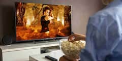क्या Smart TV चुपके से सुन रहा है आपकी बातें? ये सेटिंग अभी बंद नहीं की तो पड़ सकता है पछताना