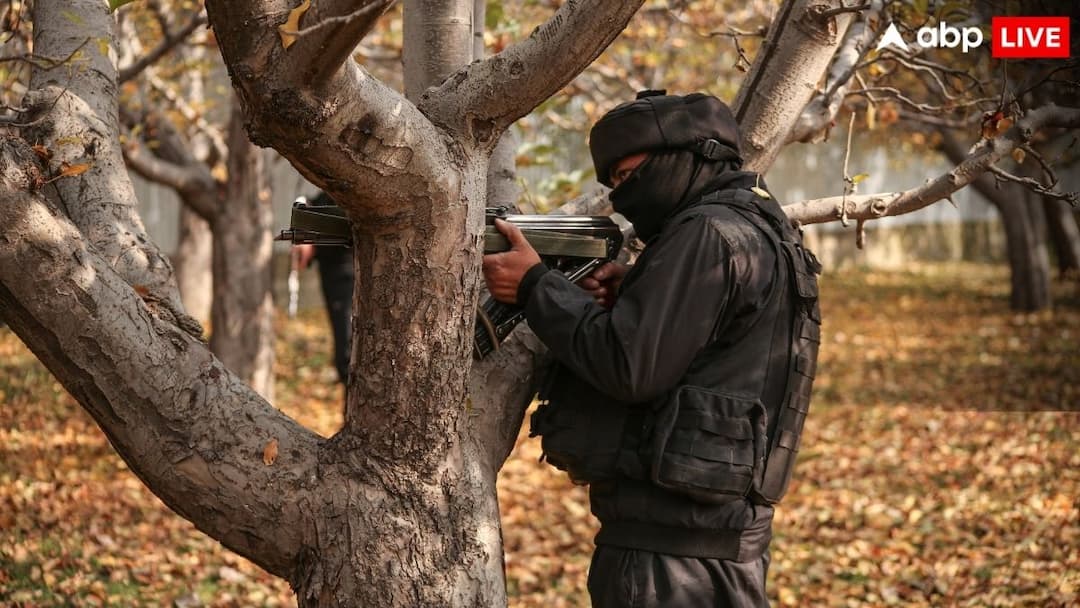 Delhi Terror Blast NIA Expose terror module Terrorist plotting major attack to bring consignment of Pakistan drone Delhi Red Fort Blast: पाकिस्तान से लाए गए ड्रोन के जरिए हमले की थी प्लानिंग! लाल किला ब्लास्ट के बाद बड़ी आतंकी साजिश का पर्दाफाश