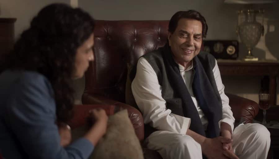 Bollywood Legend Dharmendra Dies At 89: Why He Was Never Called A Superstar?