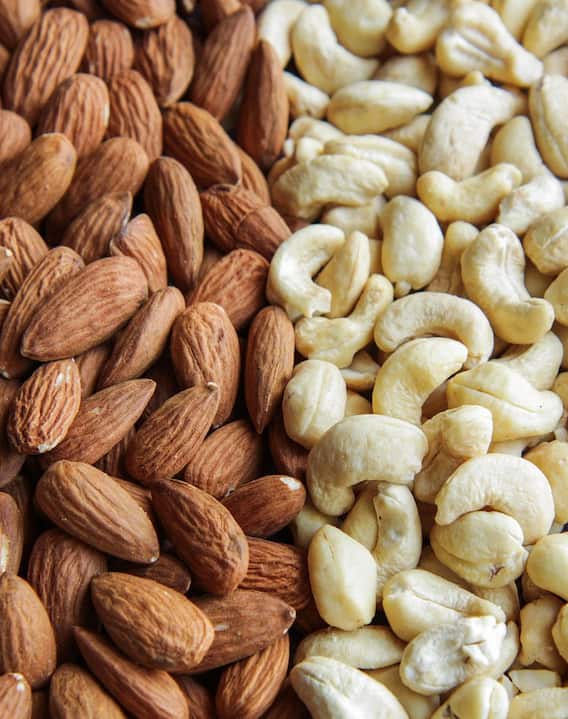 બદામ કે કાજુ: સ્વાસ્થ્ય માટે કોણ છે વધુ પાવરફુલ?