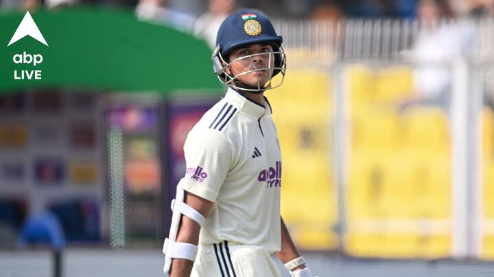 গুয়াহাটিতে দ্বিতীয় টেস্টেও সেই বিপর্যয়ের ছবি অপরিবর্তিত। দক্ষিণ আফ্রিকার বিরুদ্ধে দ্বিতীয় টেস্টেও কোণঠাসা ভারত।