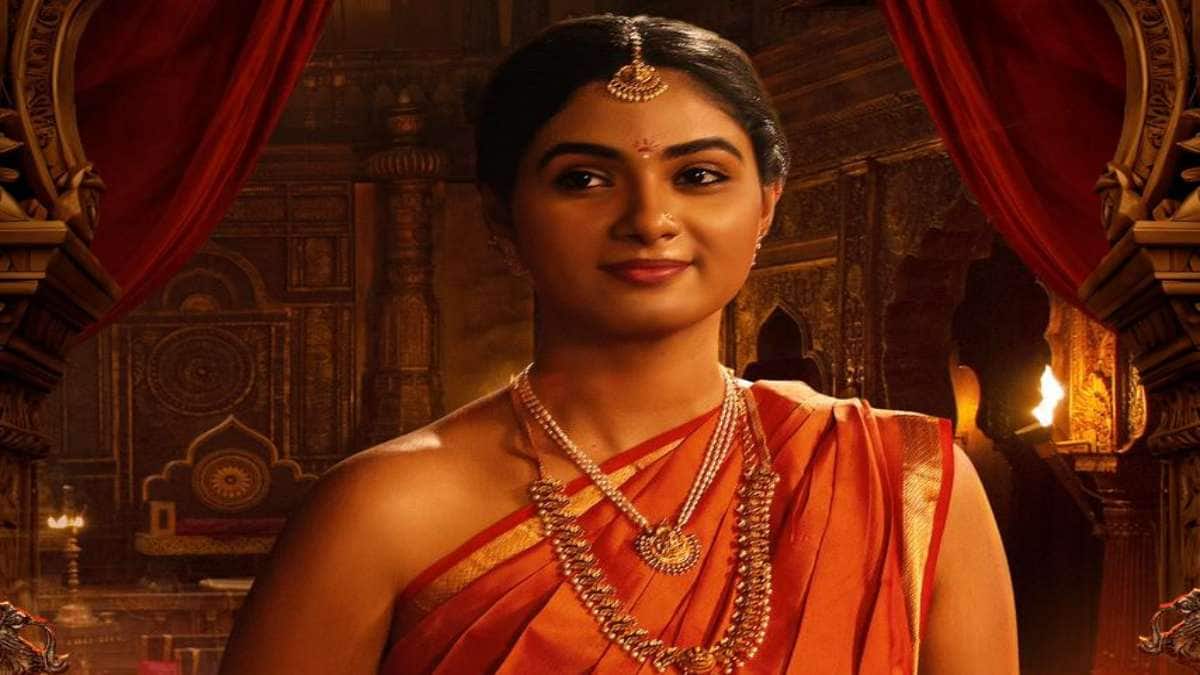 Draupadi 2 Movie : హిస్టారికల్ యాక్షన్ డ్రామా 'ద్రౌపది 2' - పవర్ ఫుల్ లుక్ చూశారా?
