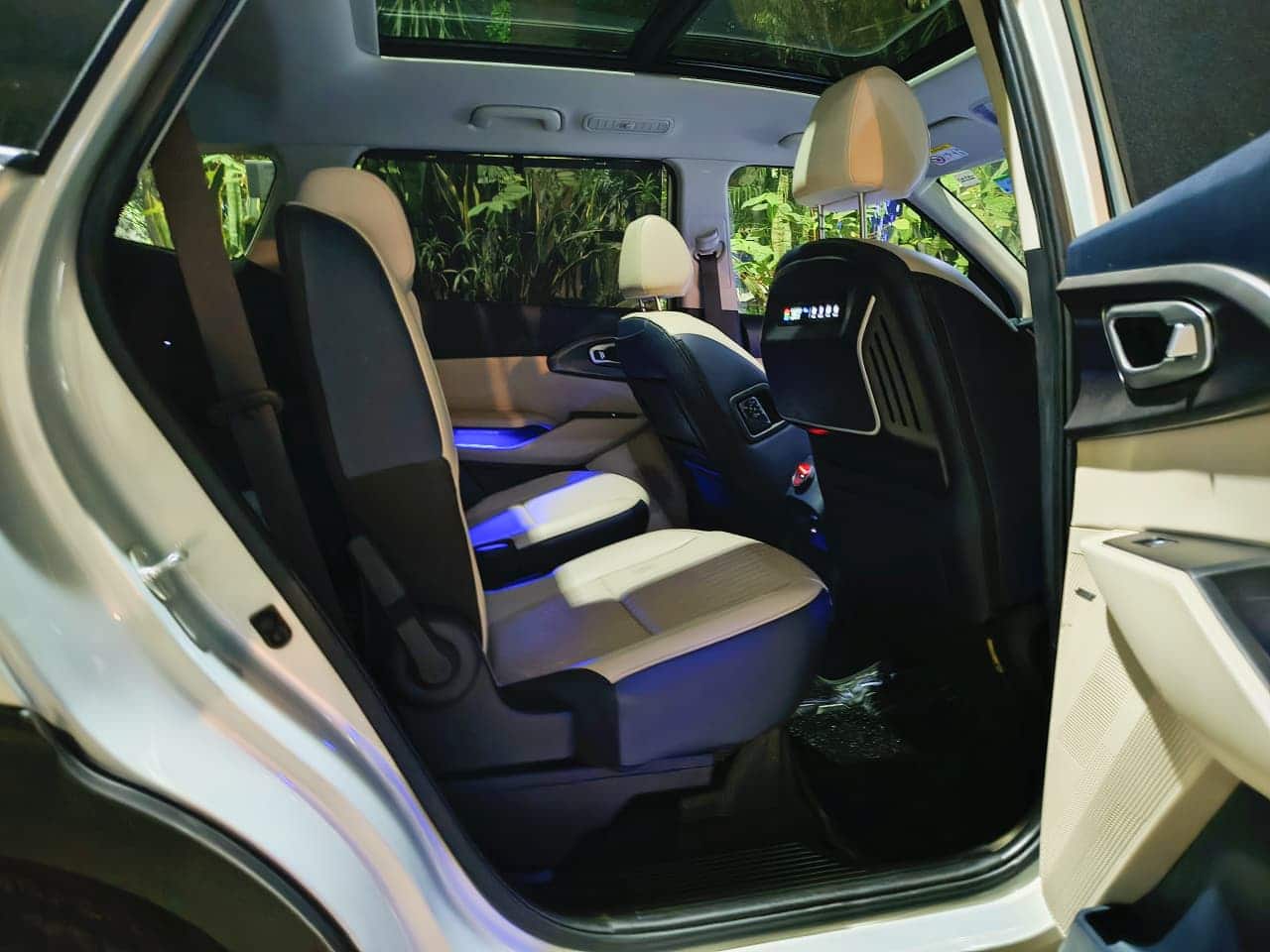 New 2025 Kia Carens Clavis Petrol Automatic Review: More Premium Now