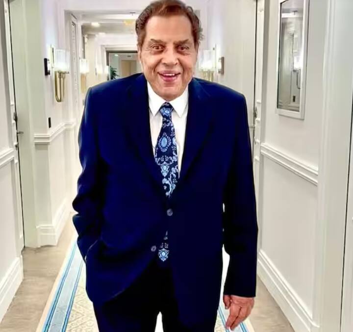 2023 ਵਿੱਚ, ਧਰਮਿੰਦਰ ਨੂੰ 'ਰੌਕੀ ਔਰ ਰਾਣੀ ਕੀ ਪ੍ਰੇਮ ਕਹਾਣੀ' ਵਿੱਚ ਦੁਬਾਰਾ ਦੇਖਿਆ ਗਿਆ ਅਤੇ ਉਨ੍ਹਾਂ ਦੀ ਆਖਰੀ ਫਿਲਮ 'ਏਕਿਸ' ਦਸੰਬਰ 2025 ਵਿੱਚ ਰਿਲੀਜ਼ ਹੋਣ ਵਾਲੀ ਸੀ। ਧਰਮਿੰਦਰ ਸਿਰਫ਼ ਇੱਕ ਅਦਾਕਾਰ ਹੀ ਨਹੀਂ ਸਨ, ਸਗੋਂ ਸਖ਼ਤ ਮਿਹਨਤ, ਸਾਦਗੀ ਅਤੇ ਸੁਪਨਿਆਂ ਦਾ ਪ੍ਰਤੀਕ ਸਨ।
