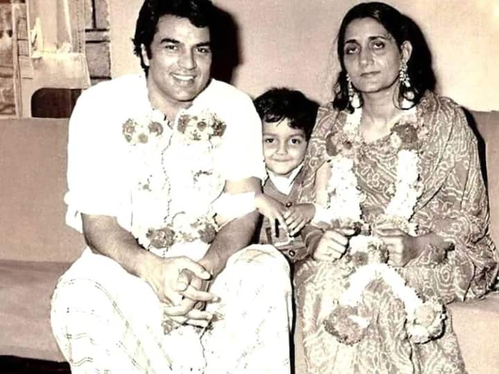 धर्मेंद्र ने कई इंटरव्यू में अपनी पत्नी की तारीफ करते हुए कहा था,'प्रकाश मेरी जिंदगी की पहली और असली हीरोइन हैं.'