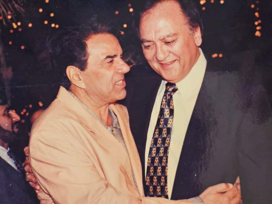 Bollywood Legend Dharmendra Dies At 89: Why He Was Never Called A Superstar?