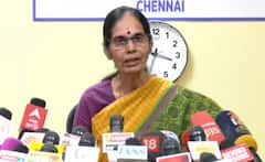 டிட்வா புயலால் சென்னையில் வெளுக்கப் போகும் மழை; நாளை 4 மாவட்டங்களுக்கு ரெட் அலெர்ட் - முழு விவரம்