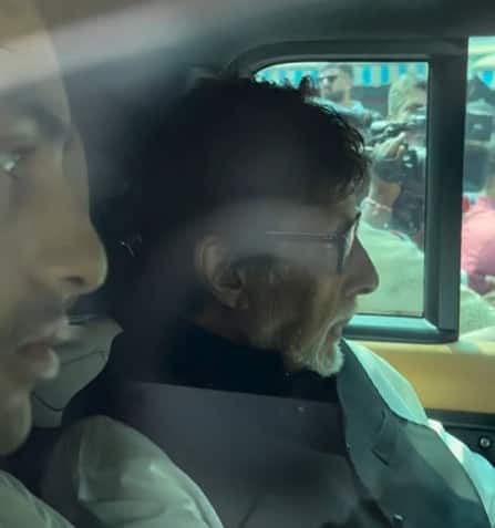 हिंदी सिनेमा के दिग्गज एक्टर और दिवंगत अभिनेता धर्मेंद्र के करीबी दोस्त अमिताभ बच्चन भी अपने नाती अगस्त्य नंदा संग श्मशान पहुंचे.