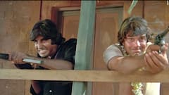 Amitabh Bachchan’s Heartfelt Blog Remembering Dharmendra Moves Bollywood After Actor’s Death At 89