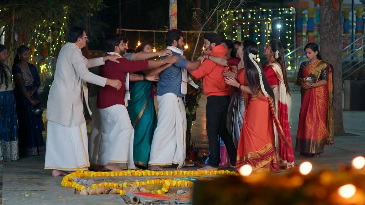 Gunde Ninda Gudi Gantalu November 25 Episode: బయటపడిన సంజూ నిజస్వరూపం! బాలుకి క్లాస్ వేసిన ప్రభావతి, నిజం చెప్పేసిన మీనా - గుండెనిండా గుడిగంటలు నవంబర్ 25ఎపిసోడ్!