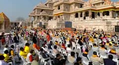 રામ મંદિરના શિખર પર વડાપ્રધાન મોદીએ લહેરાવી ધર્મ ધ્વજા, જુઓ શાનદાર તસવીરો